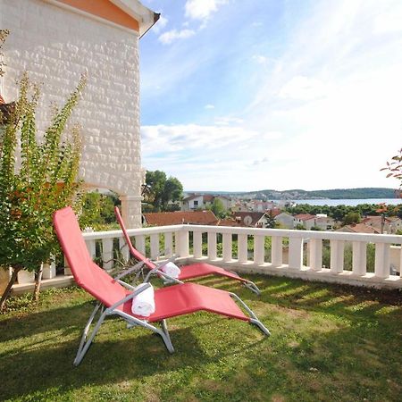 Seaview Luxury Apartment "Lucy" With Terrace & Vintage Summer Kitchen Trogir Kültér fotó